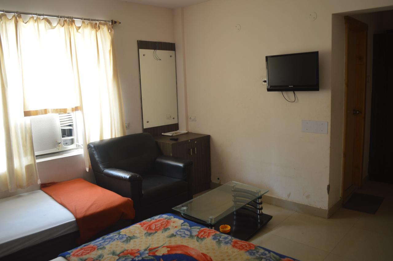 Hotel City Palace Brahmapur Екстериор снимка